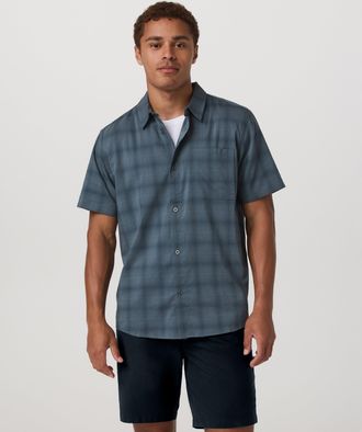 Vuori Clothing Short Sleeve Plaid Button Down Shirt | Abyss | Medium