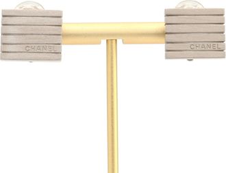 Chanel Metal Clip Earrings (Pre-Owned)