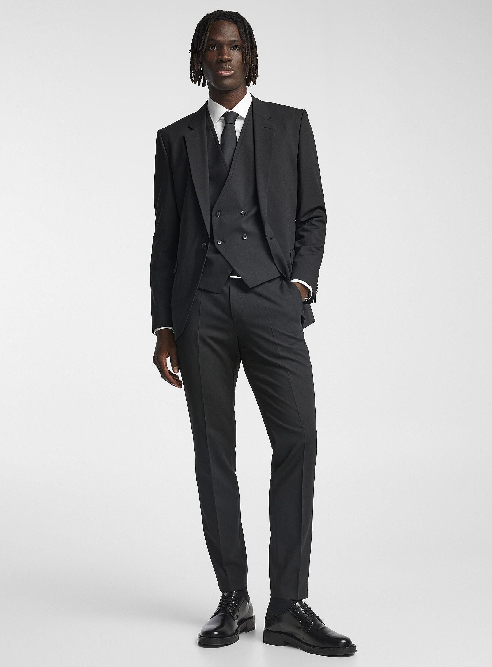 HUGO BOSS Black Suits now up to 83 Stylight