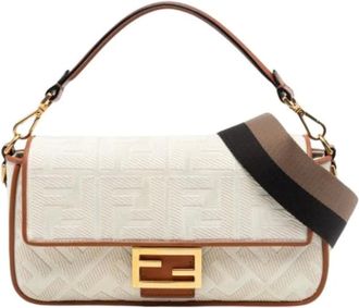 Fendi Pre-owned Shoulder Bags, female, Beige, Size: ONE SIZE Pre-owned The Baguette