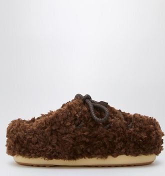 Moon Boot White shearling and suede mules