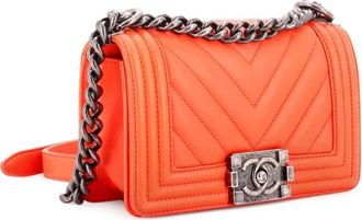 Chanel Boy Flap Bag Chevron Calfskin Small crossbody bag - Oranje