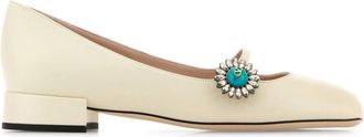 Valentino Garavani Off White Leather Ballet Flats