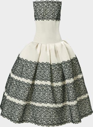 Carolina Herrera Strapless Guipure Lace Gown