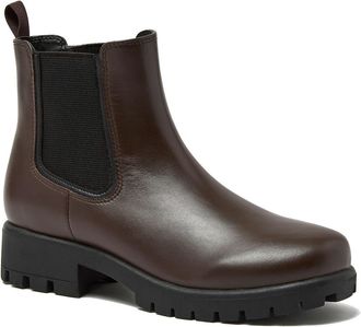 Lands End Classic Leather Chelsea Boots in Black Leather at Nordstrom, Size 6.5