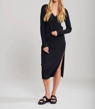 John & Jenn Parker Skirt In Black