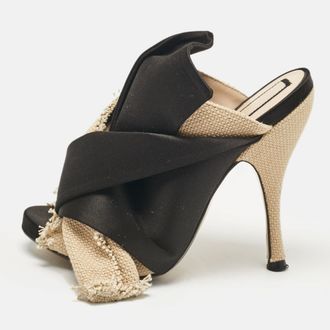 N&deg;21 N&ordm;21 Beige/black Canvas And Satin Raso Knot Mules
