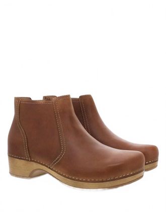 Dansko Womens Barbara Ankle Boot In Tan Oiled Brown