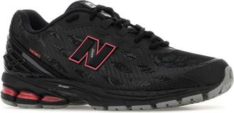 New Balance Mens Black Mesh Sneakers