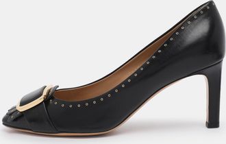 Ferragamo Black Leather Leonie Pumps