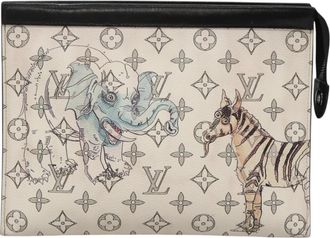 Louis Vuitton Savane White Canvas Clutch Bag (Pre-Owned)