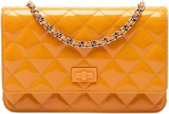 Chanel Pre-owned Portemonnee met ketting - Dames - Vintage Accessoires - Geel - ONE Size - Leer - Vintage