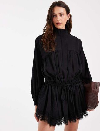 Asos tuta corta sportiva con orlo in pizzo nera-Nero