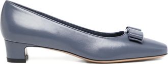 Ferragamo 30 mm Iconic pumps met strik - Grijs
