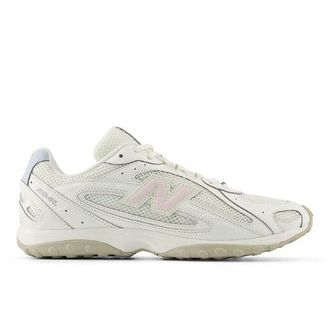 New Balance Unisex 204L en Blanco/Rosa, Talla 37.5