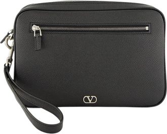 Valentino Garavani VLogo Signature Pouch van korrelig kalfsleer - Heren - Clutches - Zwart - ONE Size - Leer - Tassen