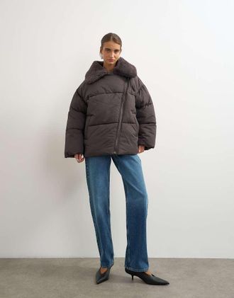 Topshop piumino biker con colletto removibile in pile borg color cioccolato-Marrone