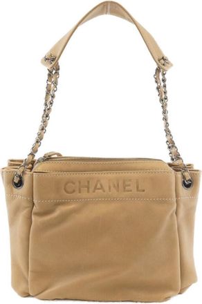 Chanel Leather Shoulder Bag (Pre-Owned)
