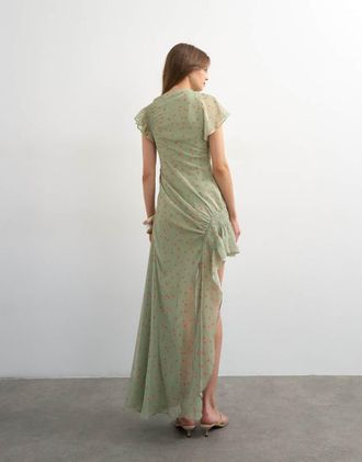 Topshop Vestito lungo asimmetrico in chiffon premium verde a pois con dettaglio a punto smock