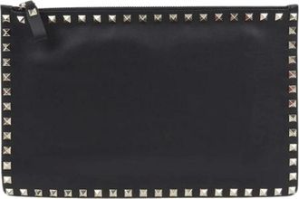 Valentino Pre-owned Clutches, female, Black, Size: ONE SIZE Pre-owned Rockstud Clutch