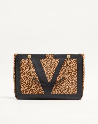Valentino Garavani Valentino Garavani Viva Superstar Medium Shopping Bag in Calfskin with Pony Effect Wo