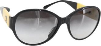Chanel Pre-owned Accessories, female, Yellow, Size: ONE SIZE Pre-owned Plastic Sunglasses