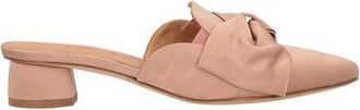 Chie Mihara SCHUHE - Mules & Clogs auf YOOX.COM