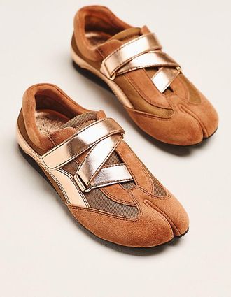 Jeffrey Campbell Planeta Split Toe Sneakers