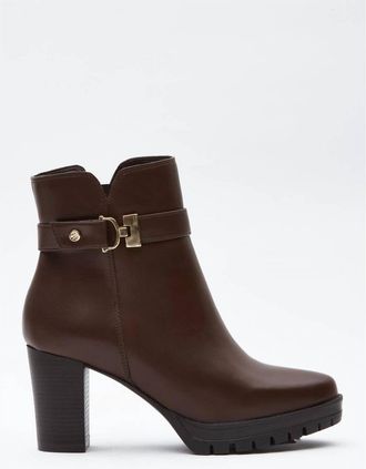 Andrea Womens Zipper Closure Boots In Dark Brown