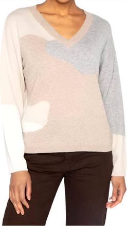 Kinross Cashmere Intarsia Easy Vee Top In Taupe Multi