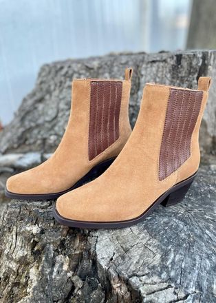 Vintage Havana Womens Suede Gore Heel Bootie In Chestnut