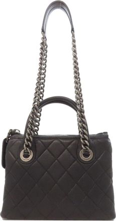 Chanel Matelasse Leather Handbag (Pre-Owned)