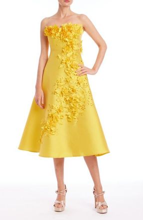 Badgley Mischka Floral Appliqu&eacute; Strapless Cocktail Dress in Marigold at Nordstrom, Size 16