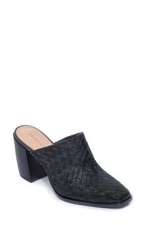 Bernardo Britt Woven Mule in Black Antique Calf at Nordstrom Rack, Size 11