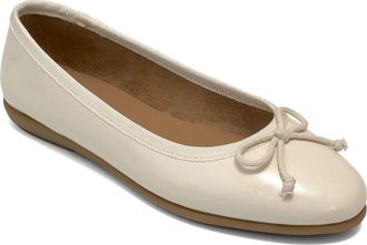 Aerosoles Homebet Raffia Woven Ballet Flat in Eggnog at Nordstrom Rack, Size 7.5