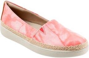 Trotters Accent Slip-On in Coral Multi at Nordstrom Rack, Size 7.5