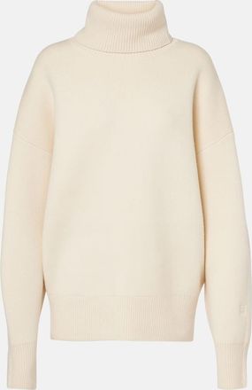 Toteme Wool and cashmere-blend turtleneck sweater