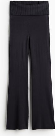 H&M Feinstrick-Hose mit ausgestelltem Bein - Softschwarz