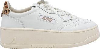 Autry White Medalist Low Sneakers