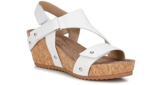 Ros Hommerson Womens Traci Wedge Sandal In White