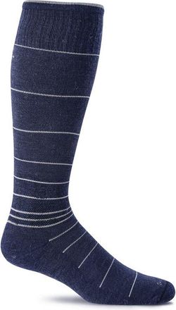 Sockwell Circulator Compression Socks in Navy at Nordstrom, Size Large/x-Large