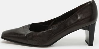 Stuart Weitzman Brown Textured Print Leather Pumps