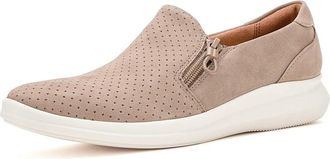 Clarks Lynell Sky Womens Flat Shoes Stone Nubuck : 8.5 B - Medium, Synthetic