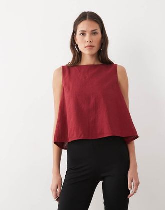 Nobody's Child Tulip - Top in misto lino rosso intenso con scollo a barchetta e dettaglio a portafoglio sul retro