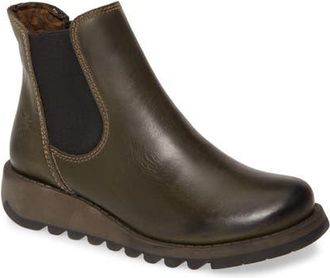 FLY London Salv Chelsea Boot in 005 Diesel Rug at Nordstrom, Size 41