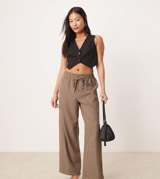 Miss Selfridge tailored pull on pants in brown check