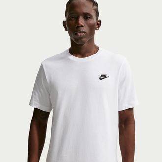 Nike Mens Nike Sportswear Club T-Shirt in White | AR4997-101