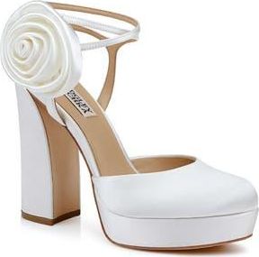 Badgley Mischka Janessa Ankle Strap Platform Pump in White Satin at Nordstrom Rack, Size 6.5
