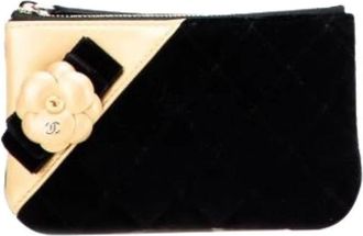 Chanel Pre-owned Clutches, female, Multicolor, Size: ONE SIZE Pre-owned Velvet Clutch