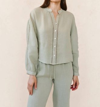 Bella Dahl Mandarin Collar Trimmed Top In Green Tea